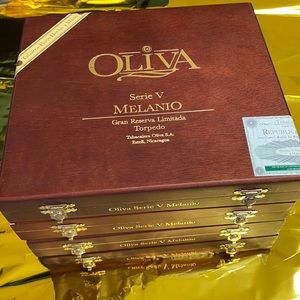 4x Wooden Cigar boxes